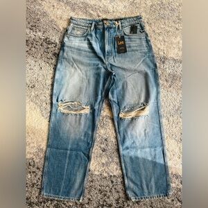 Women’s Lee Vintage Modern High Rise Light Blue Ripped Jeans NWT size 33